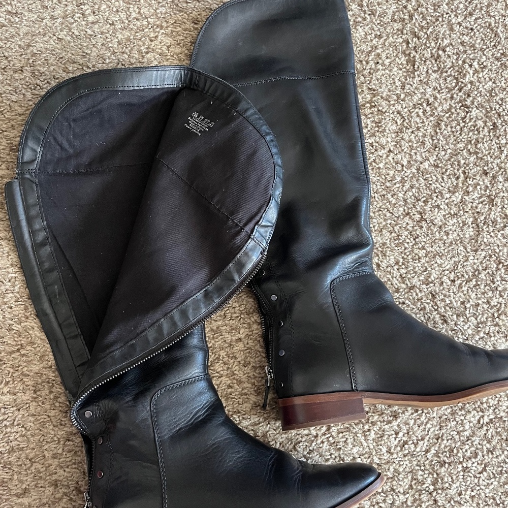 Leather shoes